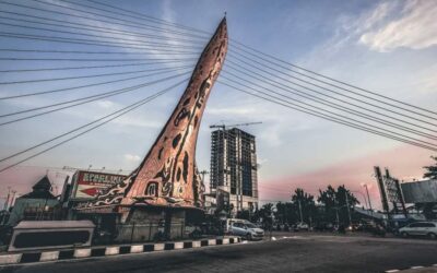 Berkenalan Dekat Dengan Ikon Baru Kota Surakarta, Tugu Keris Jembatan Tirtoadi